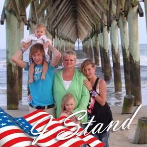 Meet your Posher, Della